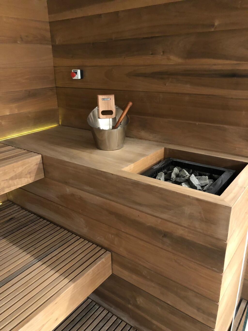 70433PRMA | Sauna Premium (Magnolia) 200x200x226